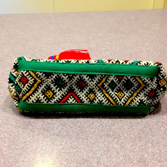 Beautiful woven wool clutch NWOT - Picture 3 of 5